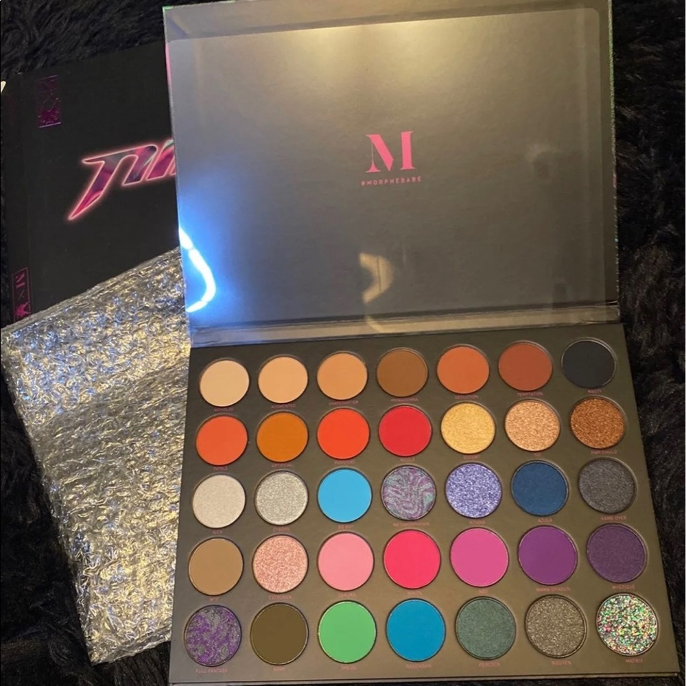 🔥MORPHE X NIKITA ARTISTRY PALETTE🔥